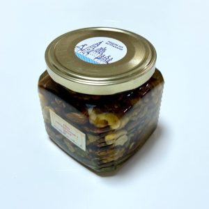 Мед астраханский "Натуральный + орехи" 500 гр. в стеклобанке